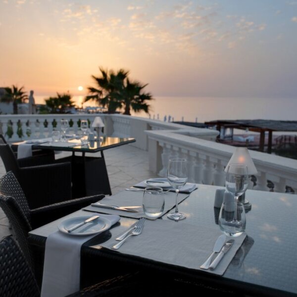 Quadro Terrace, Westin Dragonara Resort