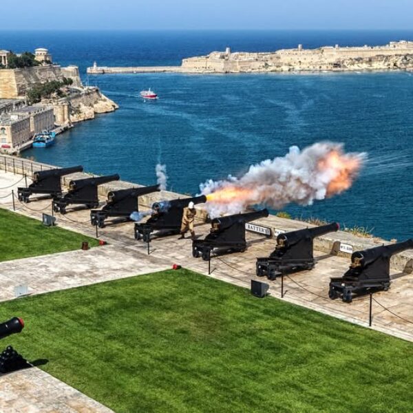 The Saluting Battery