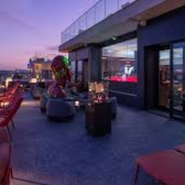 Medusa Sky Bar, AX ODYCY