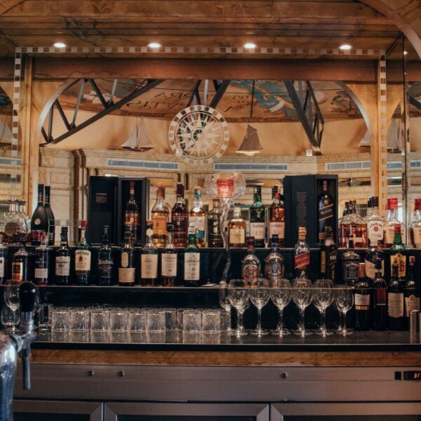 Quaterdeck Bar