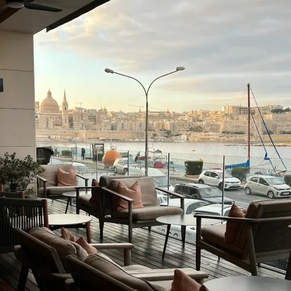 Hammett’s Monastik